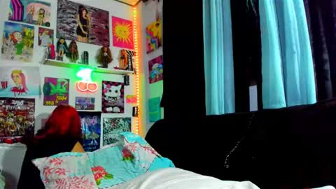 Isabella Cherry online show from July 8, 4:49 am