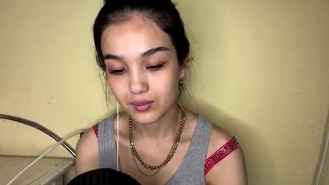 Amina online show from February 16, 6:39 pm