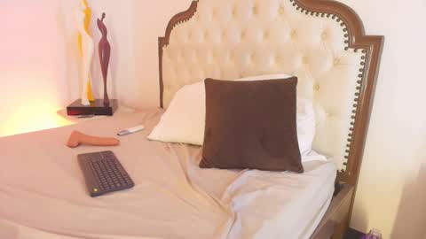 Arya online show from October 1, 2:16 pm