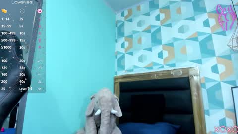  ARYA  online show from February 4, 9:19 pm