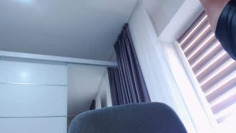 Snapshot of aryanaian1 chatting on December 23, 9:05 am AryanAian1 online show from December 23, 9:05 am