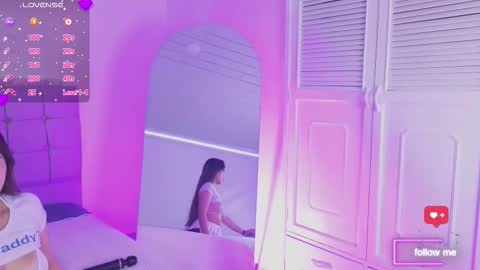 arycooper_ online show from March 3, 12:12 pm