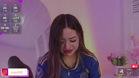 arycooper_ online show from June 23, 2:34 pm