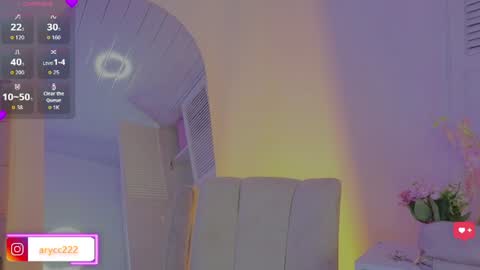 arycooper_ online show from June 22, 1:18 pm