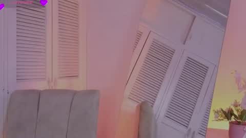 arycooper_ online show from July 3, 2:11 pm