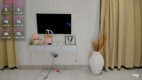 Eva online show from December 19, 4:24 pm