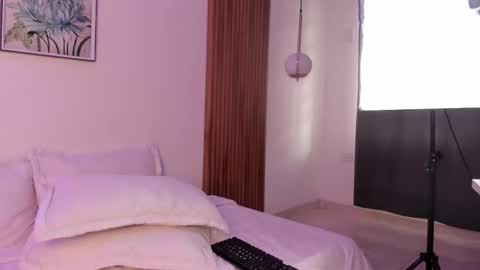 Snapshot of asamiyaeko_ chatting on October 10, 3:07 pm Asami Yaeko online show from October 10, 3:07 pm