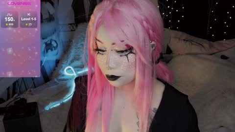 Sasha next stream December 4st  at  0000- 0030 am German time online show from January 23, 11:26 pm