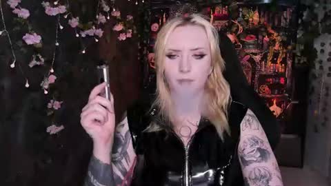 AshleyAshe  online show from June 23, 6:32 am
