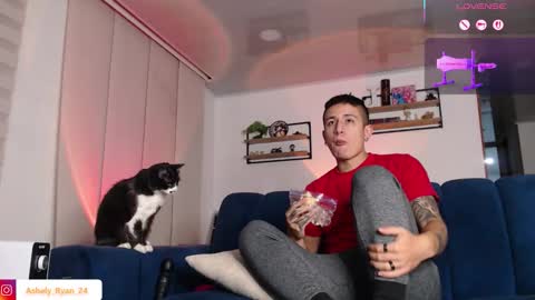 Ashley And Ryan  online show from March 8, 12:11 am