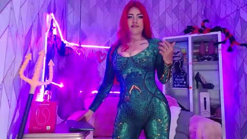 Ashey online show from October 31, 10:37 am