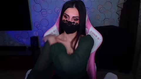   Yasmina   online show from February 12, 3:43 am