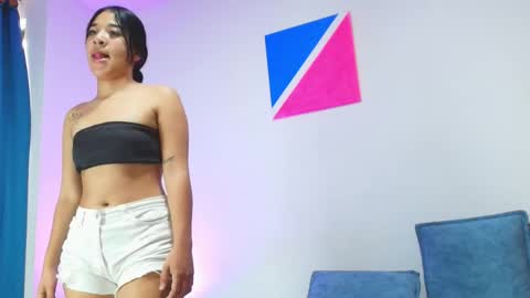 Ashley Blazze  online show from April 29, 5:30 pm