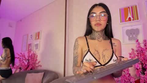 ashley_blum_ online show from March 17, 11:59 am