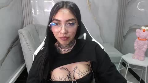 ashley_blum_v online show from October 9, 8:36 pm