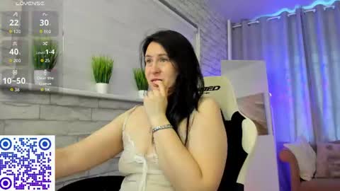 Ashley F0ster online show from June 16, 1:09 am