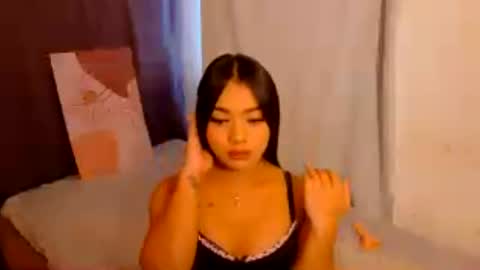 Ashley online show from August 7, 1:15 am