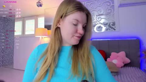 AshleyJonse online show from February 12, 7:12 am