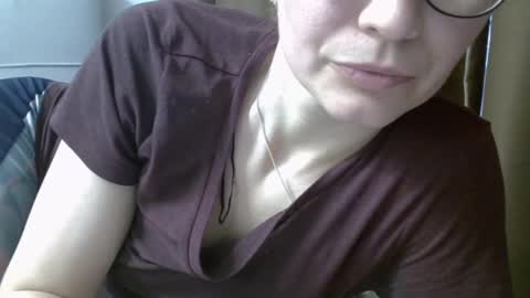 Ashley online show from March 7, 10:02 am