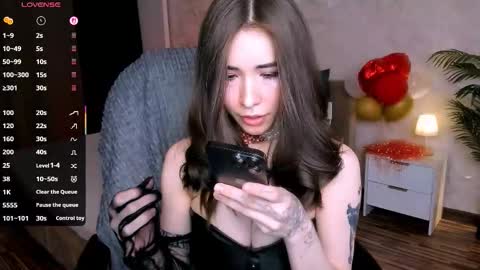 Ashley online show from February 21, 1:36 pm