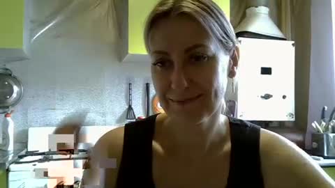 Snapshot of ashleyxhoney chatting on September 17, 6:50 am AshleyXHoney online show from September 17, 6:50 am