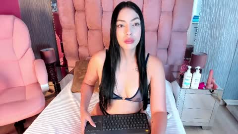 Ashly online show from July 22, 11:34 am