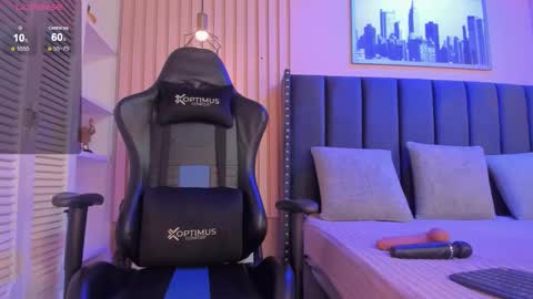 ashlye_miller_ online show from September 19, 4:49 am