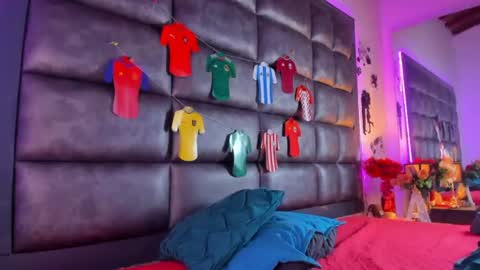 ashlymillerr_ online show from June 13, 9:03 pm