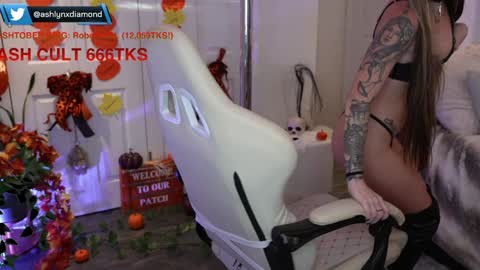 Snapshot of ashlyndiamond chatting on October 8, 10:27 pm Ashlyndiamond online show from October 8, 10:27 pm