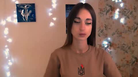 asia_n_ online show from September 11, 5:31 am