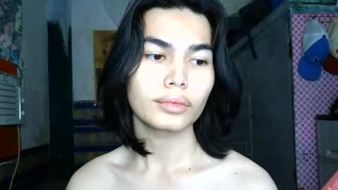 asian_babyboi online show from July 22, 5:59 pm