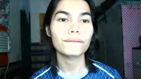 asian_babyboi online show from July 14, 12:21 pm