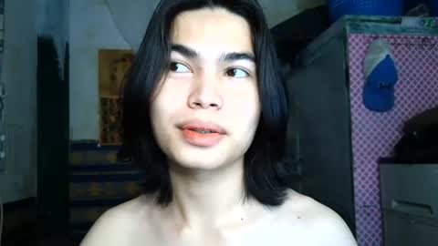 asian_babyboi online show from July 2, 7:41 pm