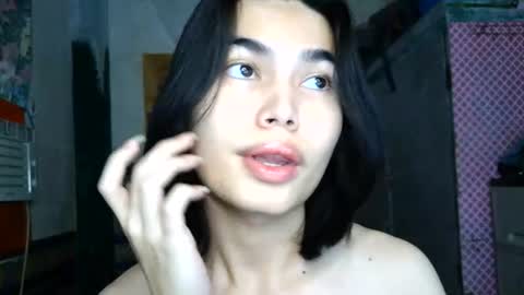 asian_babyboi online show from July 18, 3:14 pm