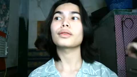 asian_babyboi online show from June 17, 11:04 am