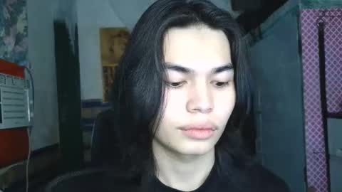 asian_babyboi online show from April 5, 7:05 am