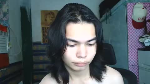 asian_babyboi online show from March 8, 4:05 am