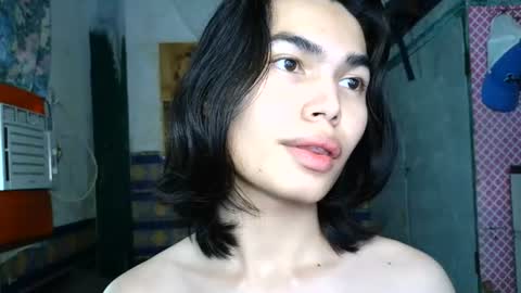 asian_babyboi online show from July 23, 1:58 am