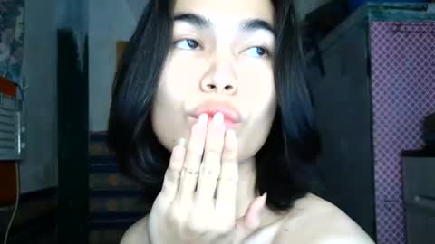 asian_babyboi online show from July 16, 12:41 pm