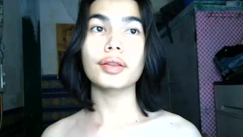 asian_babyboi online show from July 19, 6:54 pm