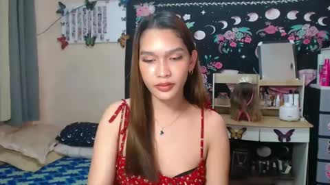 Snapshot of asian_glamm chatting on December 1, 4:32 pm ANITA online show from December 1, 4:32 pm