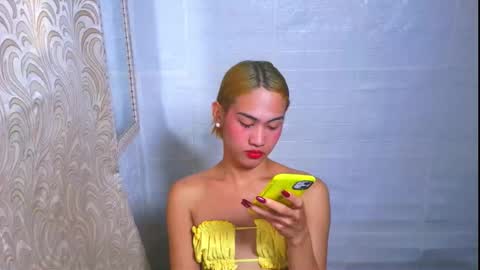 LOVELY LORAINE online show from September 27, 4:10 am