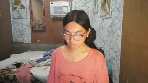 Snapshot of asian_rhean chatting on October 8, 12:07 am Rhean online show from October 8, 12:07 am