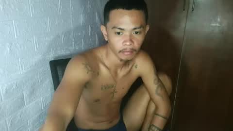 angello abayon online show from April 16, 10:01 pm