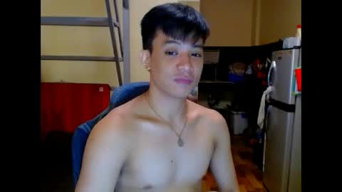 asiandreamboyx online show from May 20, 4:09 am