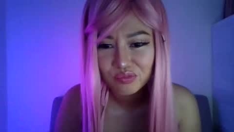 Asian Kitten Xo online show from January 17, 4:38 pm