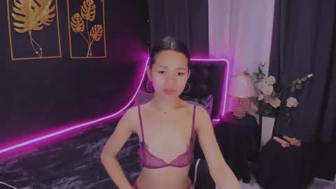 asianpetitefucker01 online show from November 25, 5:17 am