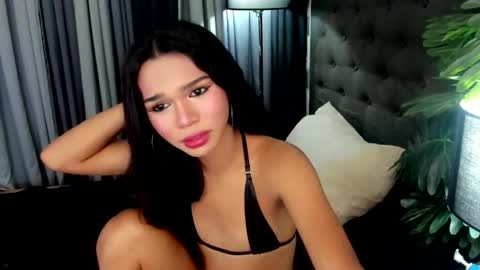 asianpetiteprincess online show from June 14, 4:03 am