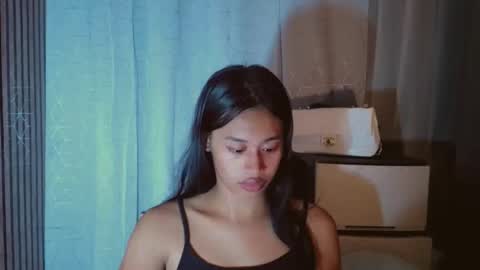 kisses online show from June 6, 4:35 pm
