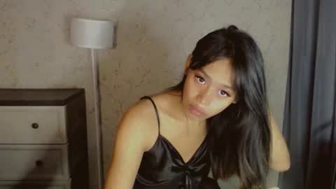 kisses online show from February 27, 6:44 pm